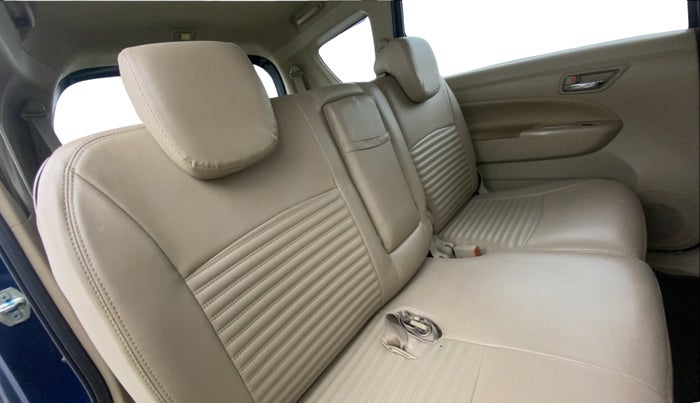 2018 Maruti Ertiga VXI, Petrol, Manual, 57,983 km, Right Side Rear Door Cabin