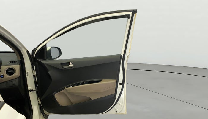 2013 Hyundai Grand i10 SPORTZ 1.2 KAPPA VTVT, Petrol, Manual, 28,268 km, RHS Front Door