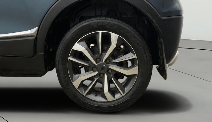 2020 Mahindra XUV300 W8 (O) 1.2 PETROL, Petrol, Manual, 26,537 km, Left Rear Wheel