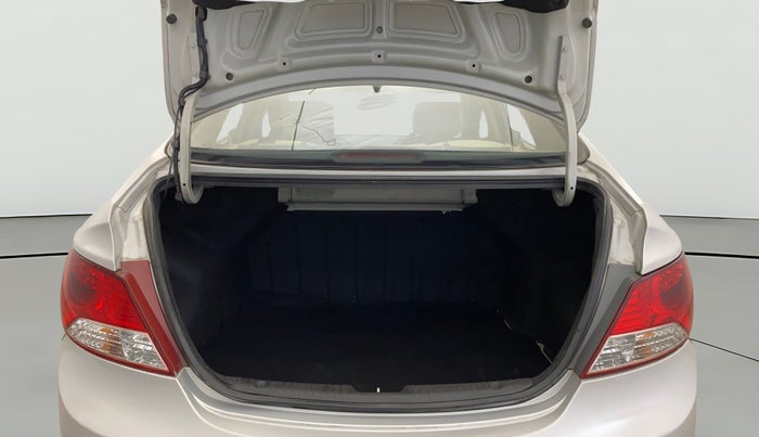 2014 Hyundai Verna FLUIDIC 1.4 CRDI, Diesel, Manual, 91,151 km, Boot Open Zoomed View