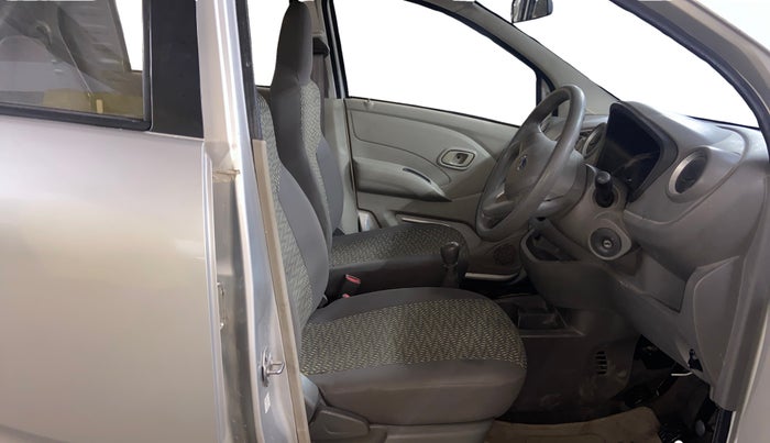 2016 Datsun Redi Go T (O), Petrol, Manual, 32,188 km, Right Side Front Door Cabin