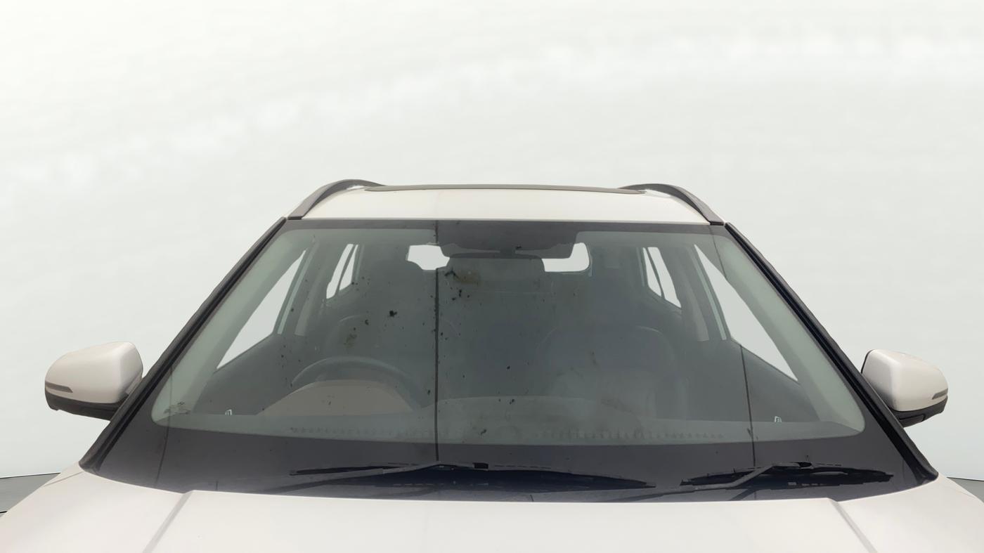 2022 Hyundai ALCAZAR PLATINUM 2.0 MT 7STR, Petrol, Manual, 49,667 km, Front Windshield