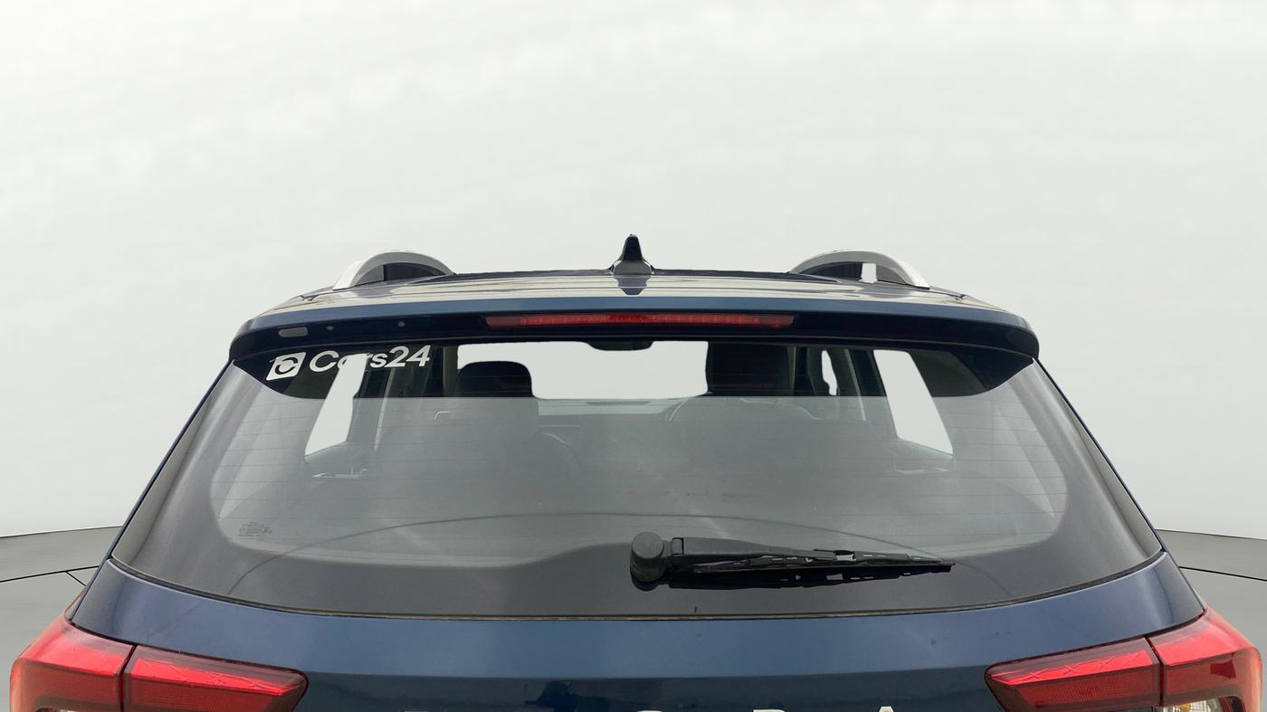2025 Skoda KUSHAQ Prestige 1.5L TSI AT, Petrol, Automatic, 3,786 km, Rear Windshield