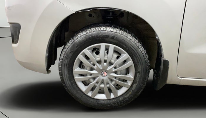 2017 Maruti Wagon R 1.0 LXI, Petrol, Manual, 19,162 km, Left Front Wheel