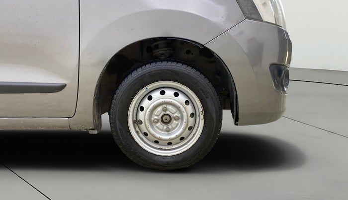 2014 Maruti Wagon R 1.0 LXI CNG, CNG, Manual, 50,027 km, Right Front Wheel