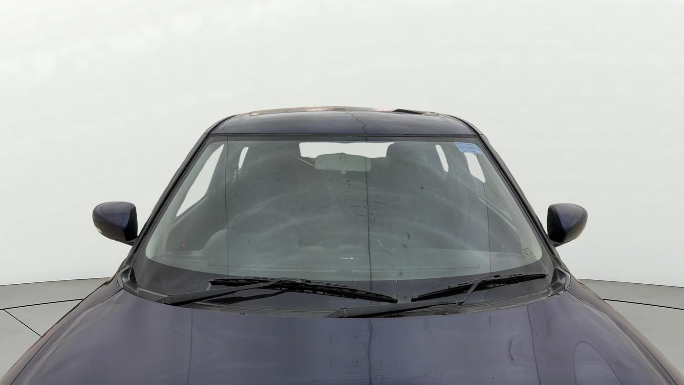 2018 Maruti Swift VXI, Petrol, Manual, 77,143 km, Front Windshield