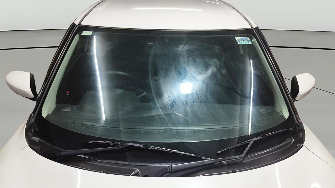 2019 Maruti Swift ZXI AMT, Petrol, Automatic, 28,763 km, Front Windshield