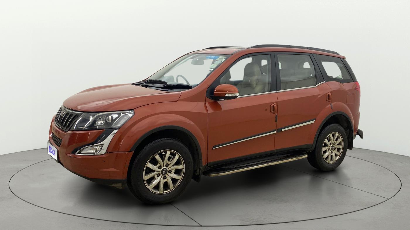2017 Mahindra XUV500 W10 AT, Diesel, Automatic, 97,664 km, Left Front Diagonal