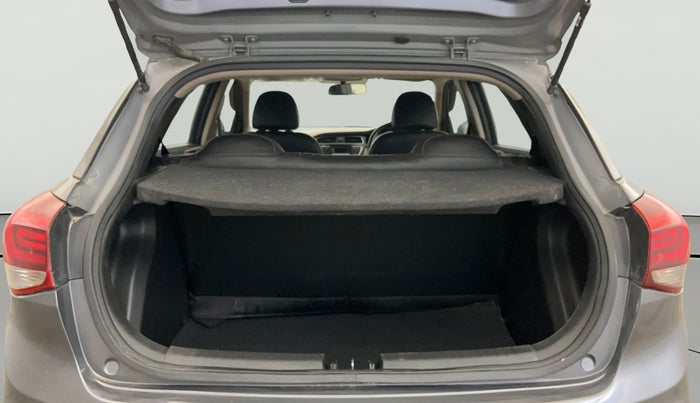 2020 Hyundai Elite i20 MAGNA PLUS 1.2, Petrol, Manual, 48,878 km, Boot Open Zoomed View