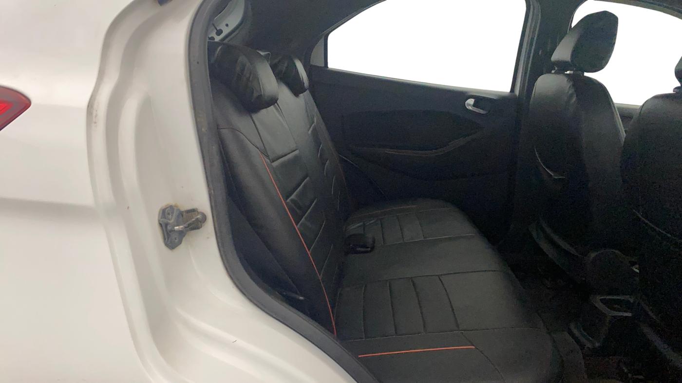 2019 Ford FREESTYLE TITANIUM 1.2 PETROL, Petrol, Manual, 1,22,069 km, Right Side Rear Door Cabin