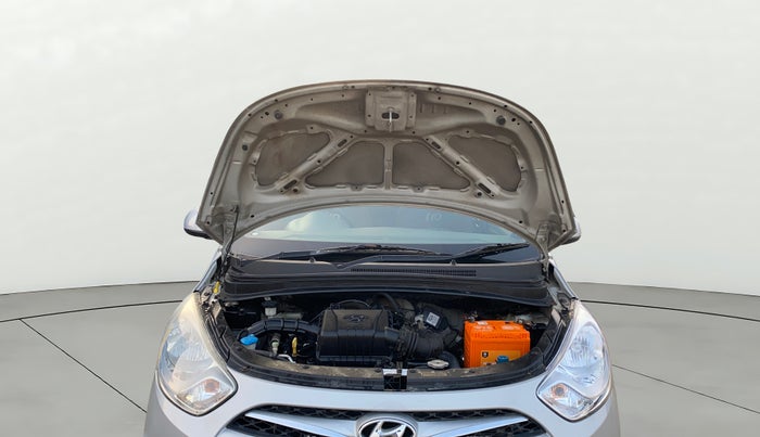 2014 Hyundai i10 SPORTZ 1.1, CNG, Manual, 87,563 km, Open Bonet