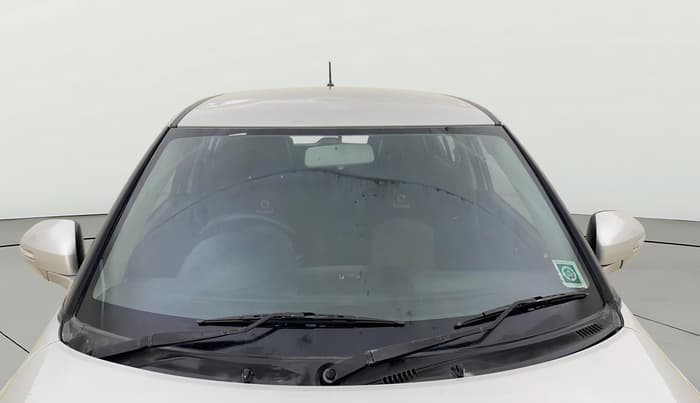 2012 Maruti Swift VXI, Petrol, Manual, 77,465 km, Front Windshield