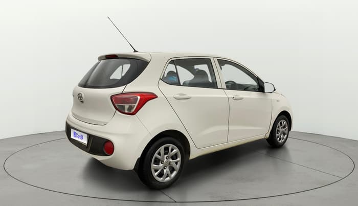 2018 Hyundai Grand i10 MAGNA 1.2 KAPPA VTVT, Petrol, Manual, 49,520 km, Right Back Diagonal