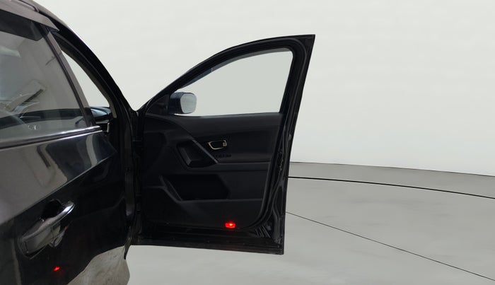 2023 Tata Harrier XT PLUS 2.0L KRYOTEC DARK EDITON, Diesel, Manual, 85,683 km, RHS Front Door