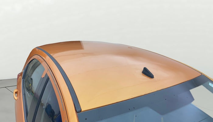 2016 Tata Tiago XZ PETROL, Petrol, Manual, 1,12,905 km, Roof