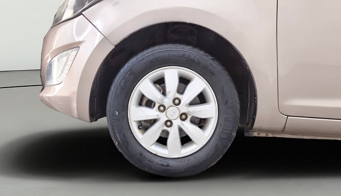 2013 Hyundai i20 SPORTZ 1.4 CRDI, Diesel, Manual, 1,01,692 km, Left Front Wheel