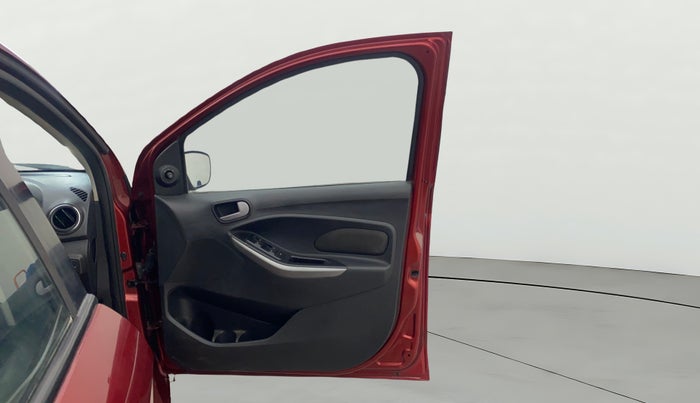 2015 Ford New Figo TREND 1.5L DIESEL, Diesel, Manual, 1,17,596 km, RHS Front Door