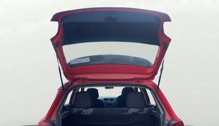 2013 Volkswagen Polo HIGHLINE DIESEL, Diesel, Manual, 1,47,745 km, Boot Door Open