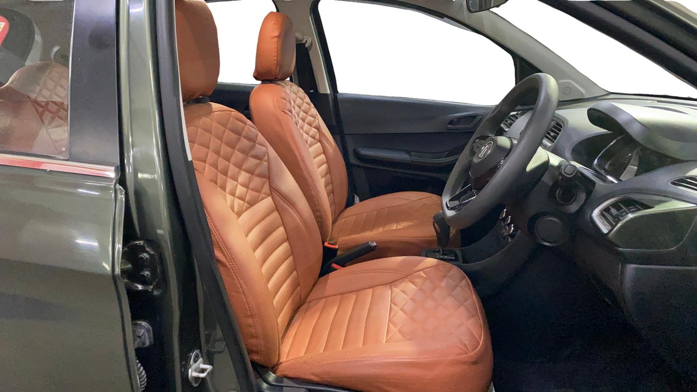 2022 Tata TIAGO NRG XZ AMT, Petrol, Automatic, 16,589 km, Right Side Front Door Cabin