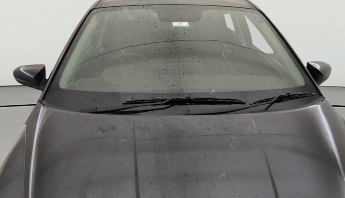 2023 Hyundai NEW I20 ASTA (O) 1.2 AT, Petrol, Automatic, 1,03,006 km, Front Windshield