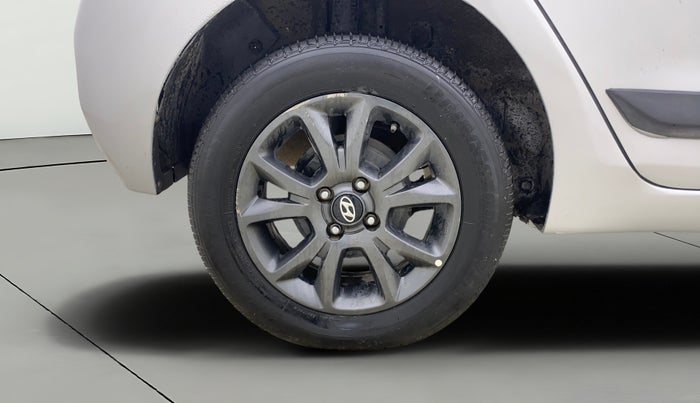 2019 Hyundai Elite i20 SPORTZ PLUS  1.2 CVT, Petrol, Automatic, 51,274 km, Right Rear Wheel