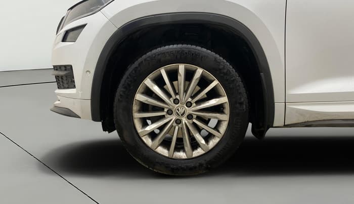 2018 Skoda Kodiaq L&K 2.0 TDI 4X4 AT, Diesel, Automatic, 1,29,281 km, Left Front Wheel