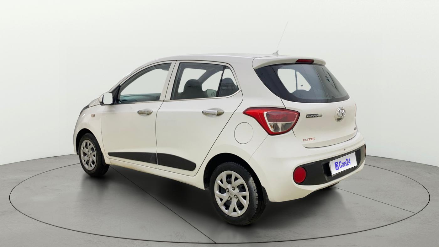 2017 Hyundai Grand i10 MAGNA 1.2 KAPPA VTVT, Petrol, Manual, 49,820 km, Left Back Diagonal