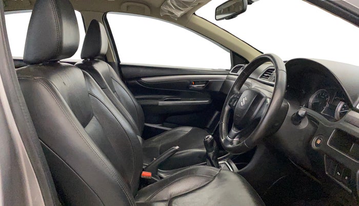 2018 Maruti Ciaz S 1.4 MT PETROL, Petrol, Manual, 98,497 km, Right Side Front Door Cabin