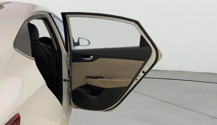 2019 Hyundai Verna 1.6 VTVT SX O, Petrol, Manual, 47,209 km, RHS Rear Door