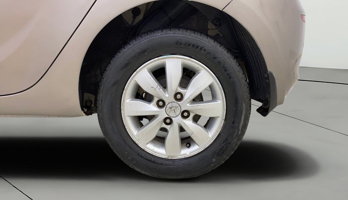 2014 Hyundai Elite i20 ASTA 1.2, Petrol, Manual, 1,15,781 km, Left Rear Wheel