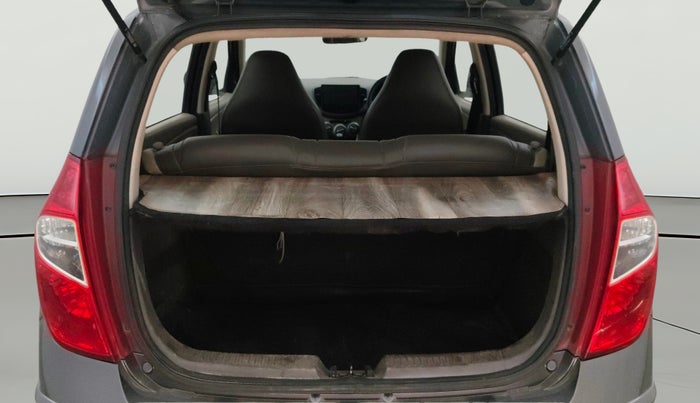 2014 Hyundai i10 MAGNA 1.1, Petrol, Manual, 79,970 km, Boot Open Zoomed View