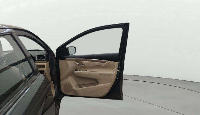 2022 Maruti Ciaz ZETA 1.5 SHVS MT PETROL, Petrol, Manual, 41,768 km, RHS Front Door