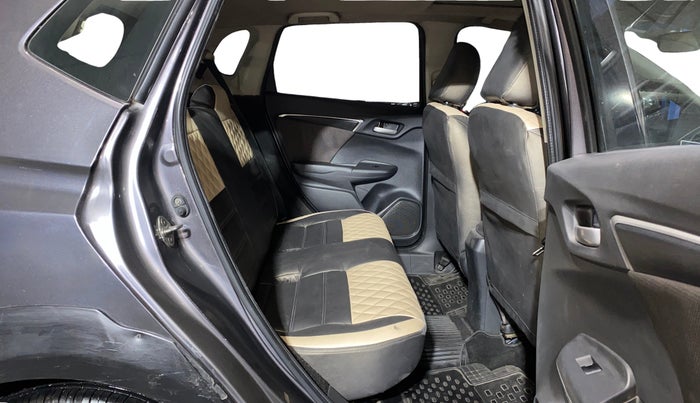 2017 Honda WR-V 1.5L I-DTEC VX MT, Diesel, Manual, 90,859 km, Right Side Rear Door Cabin