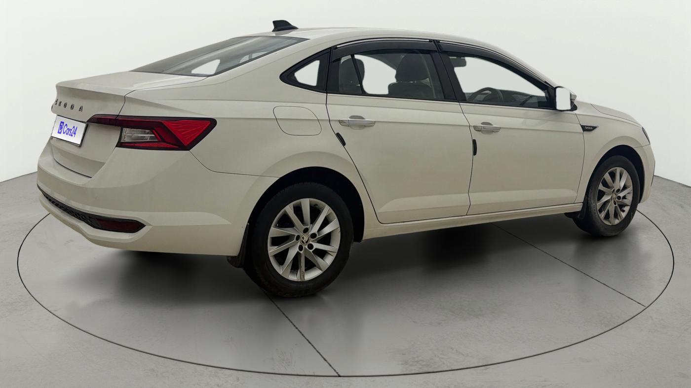 2022 Skoda SLAVIA AMBITION 1.0L TSI AT, Petrol, Automatic, 39,182 km, Right Back Diagonal