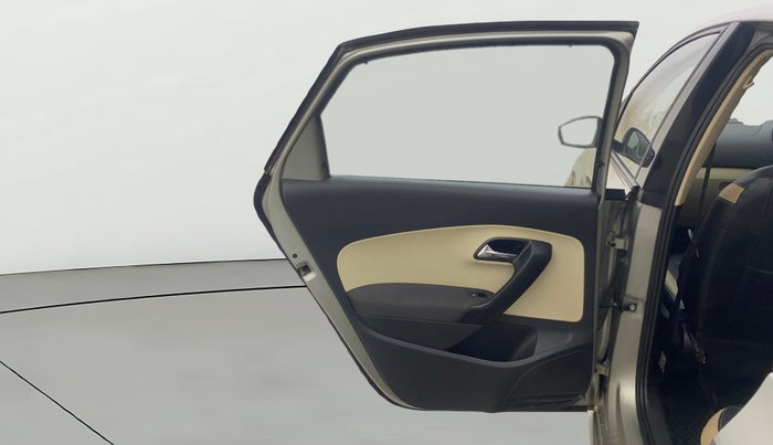 2017 Skoda Rapid AMBITION 1.6 MPI AT, Petrol, Automatic, 73,569 km, LHS Rear Door