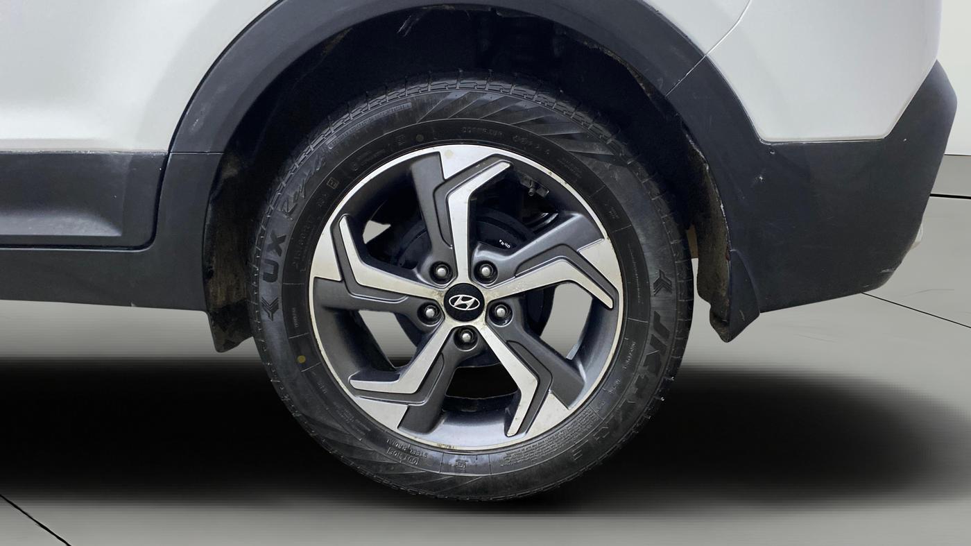 2019 Hyundai Creta SX SPORTS EDITION 1.6 PETROL DUAL TONE, Petrol, Manual, 35,189 km, Left Rear Wheel