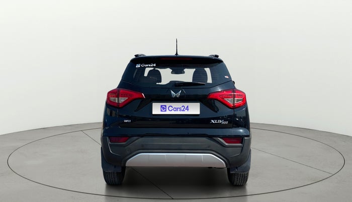 2023 Mahindra XUV300 W8 (O) 1.2 PETROL, Petrol, Manual, 13,938 km, Back/Rear