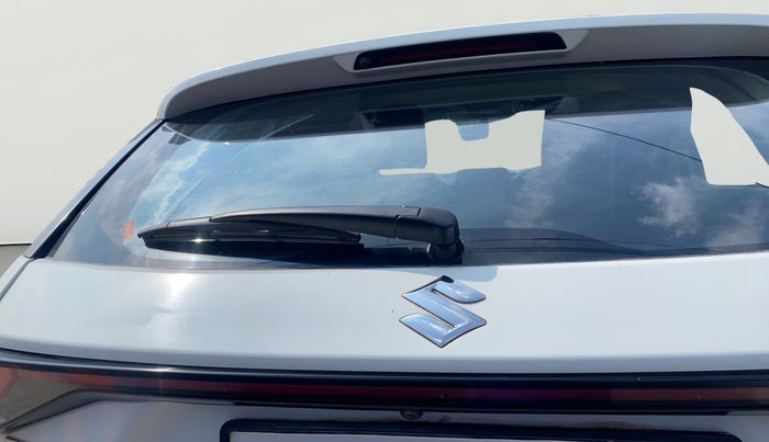 2023 Maruti FRONX ALPHA 1.0L TURBO 6 AT, Petrol, Automatic, 10,583 km, Rear Wiper