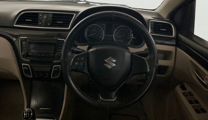 2015 Maruti Ciaz VXI+, Petrol, Manual, 67,224 km, Steering Wheel Close Up