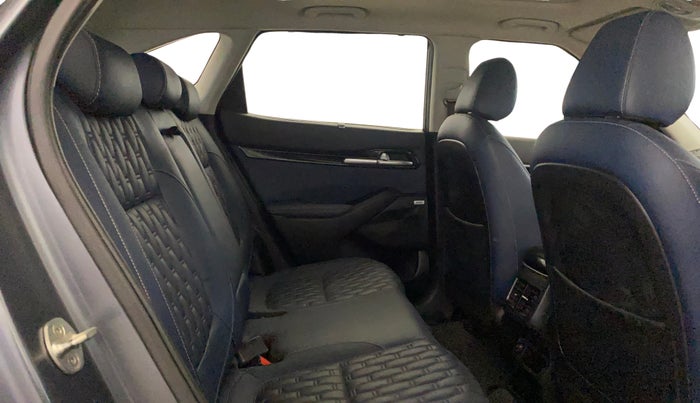 2021 KIA SELTOS X LINE 1.4 PETROL DCT, Petrol, Automatic, 27,961 km, Right Side Rear Door Cabin