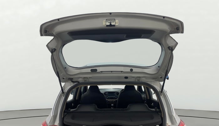 2018 Hyundai Grand i10 SPORTZ 1.2 KAPPA VTVT, Petrol, Manual, 20,759 km, Boot Door Open