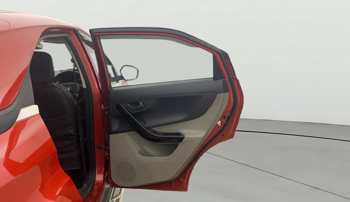 2018 Tata NEXON XM PETROL, CNG, Manual, 89,009 km, RHS Rear Door