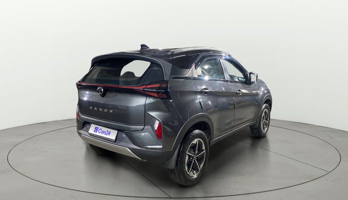 2024 Tata NEXON FEARLESS + SUNROOF DUAL TONE 1.2 PETROL, Petrol, Manual, 4,075 km, Right Back Diagonal