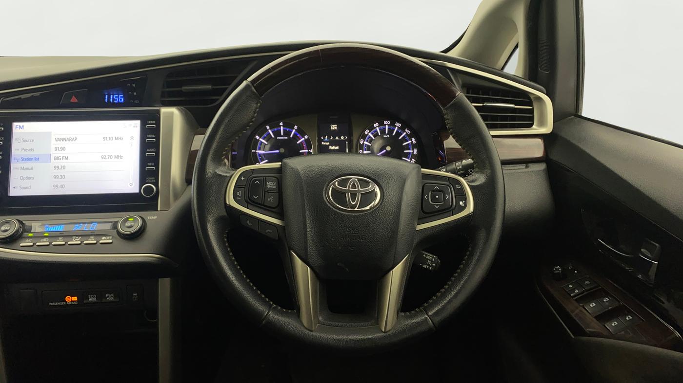 2022 Toyota Innova Crysta 2.7 VX 7 STR, Petrol, Manual, 70,083 km, Steering Wheel Close Up