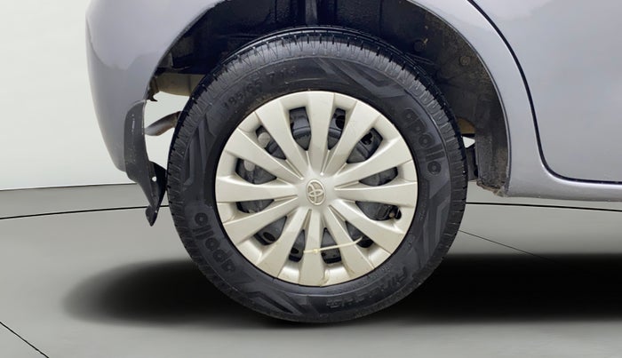 2013 Toyota Etios Liva G, Petrol, Manual, 76,853 km, Right Rear Wheel