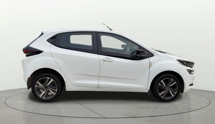 2020 Tata ALTROZ XZ PETROL, Petrol, Manual, 86,126 km, Right Side View