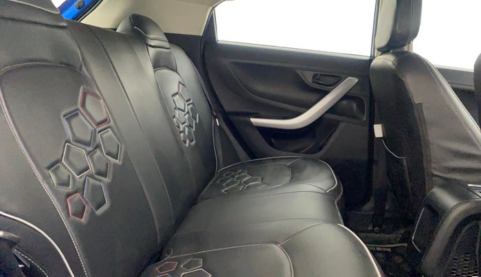 2021 Tata NEXON XMA SUNROOF PETROL, Petrol, Automatic, 20,203 km, Right Side Rear Door Cabin