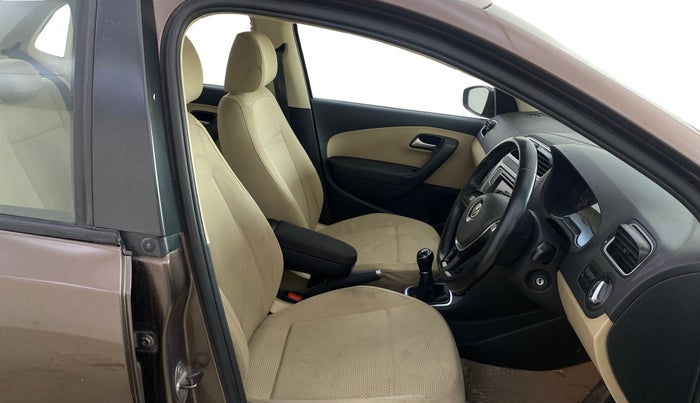 2016 Volkswagen Ameo HIGHLINE1.2L, Petrol, Manual, 27,425 km, Right Side Front Door Cabin