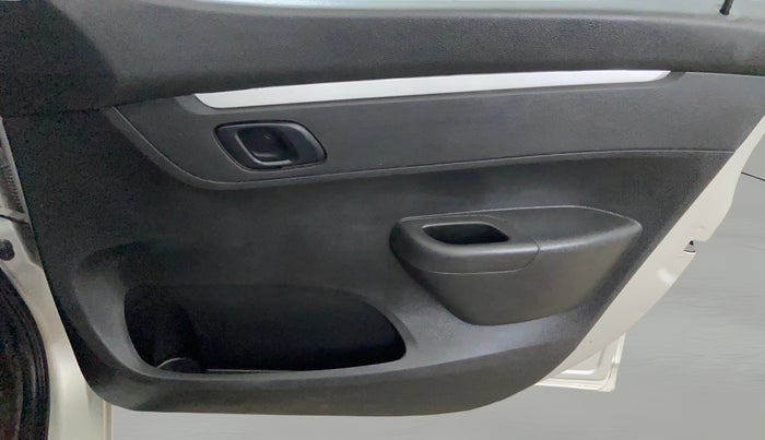 2018 Renault Kwid RXL, Petrol, Manual, 28,671 km, Driver Side Door Panels Control