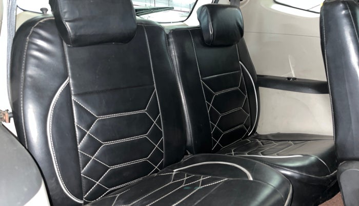 2022 Renault TRIBER RXZ, Petrol, Manual, 35,223 km, Third Seat Row ( optional )